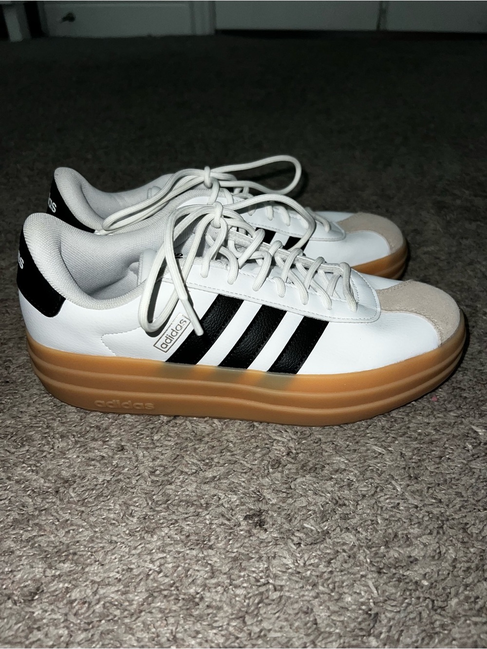 adidas VL Court Bold Platform Sneakers w/ Gum Sole size 8 white w/ black stripes